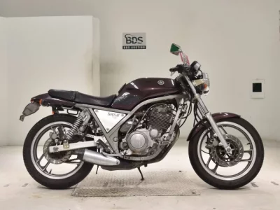 Yamaha SRX600-1