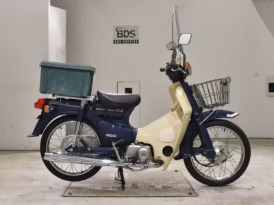Honda C90