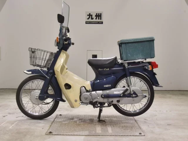 Honda C90