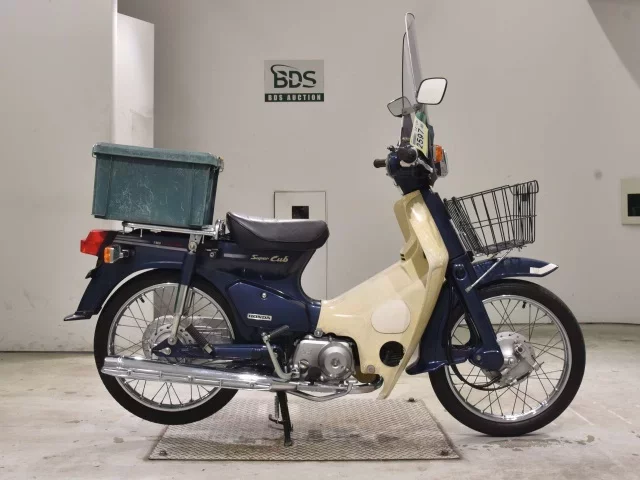 Honda C90