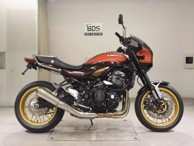 Kawasaki Z900RS лот № 5204 оценка 4  с аукциона в Японии
