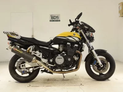 Yamaha XJR1300