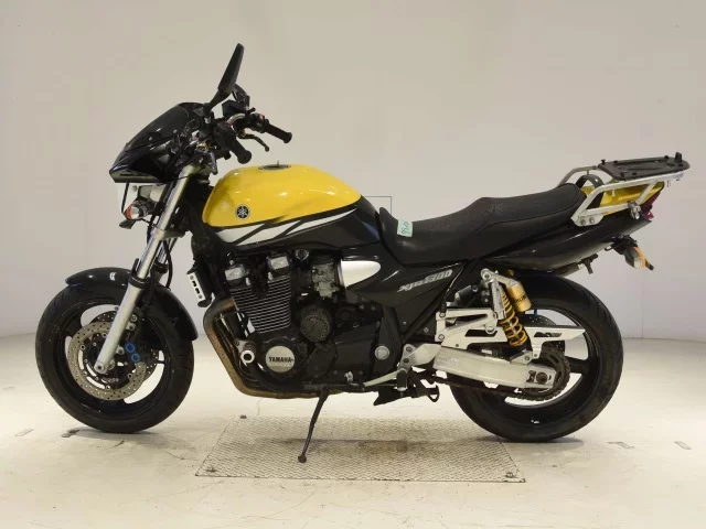 Yamaha XJR1300