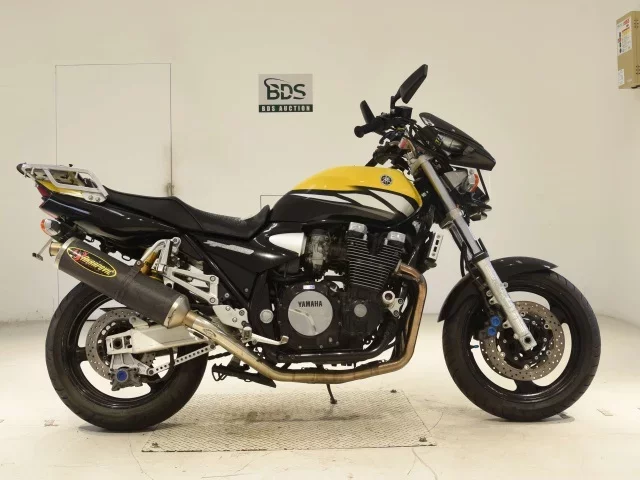 Yamaha XJR1300