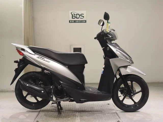 Suzuki ADDRESS110-2