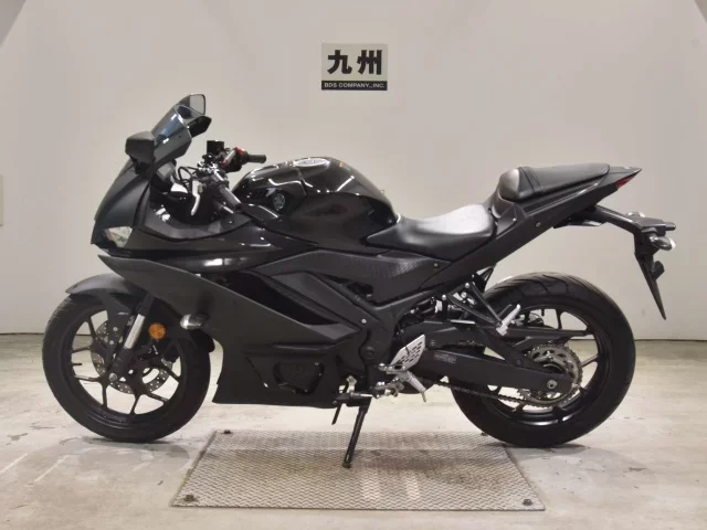 Yamaha YZF-R25A