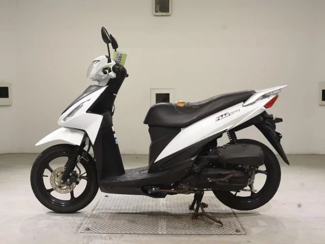 Suzuki ADDRESS110-2