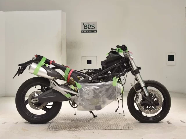 Ducati DUCATI MONSTER 696