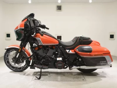 Harley-Davidson HARLEY FLHXSE1980CVO  с аукциона в Японии