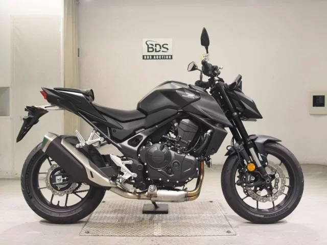 Honda CB750HORNET лот № 7676 оценка 8  с аукциона в Японии