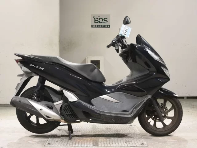 Honda PCX125-3