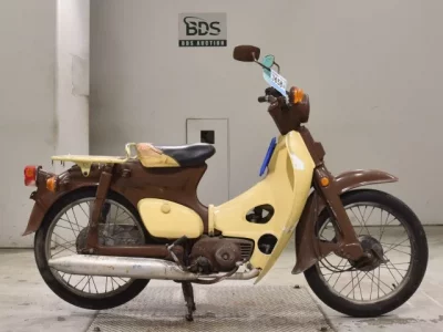Honda C50