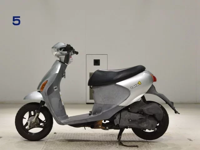 Suzuki LET S4