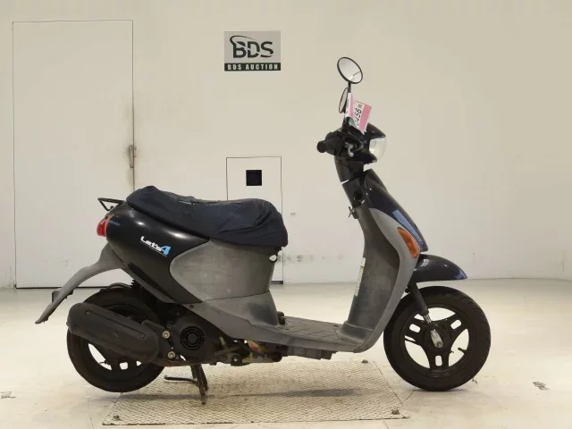 Suzuki LET S4
