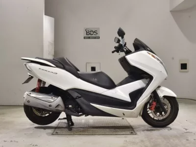 Honda FORZA