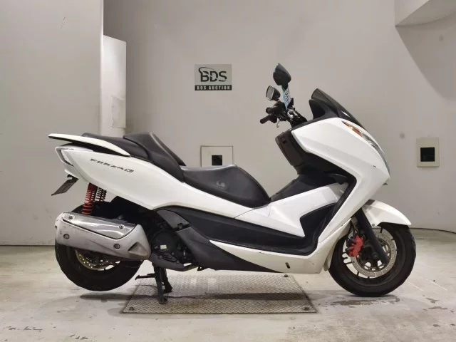 Honda FORZA