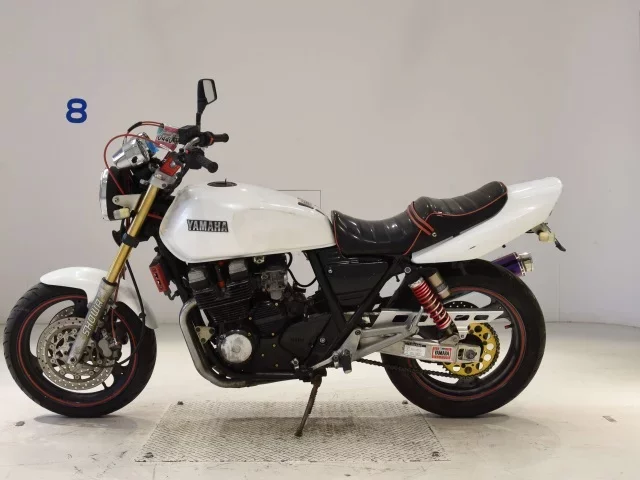 Yamaha XJR400