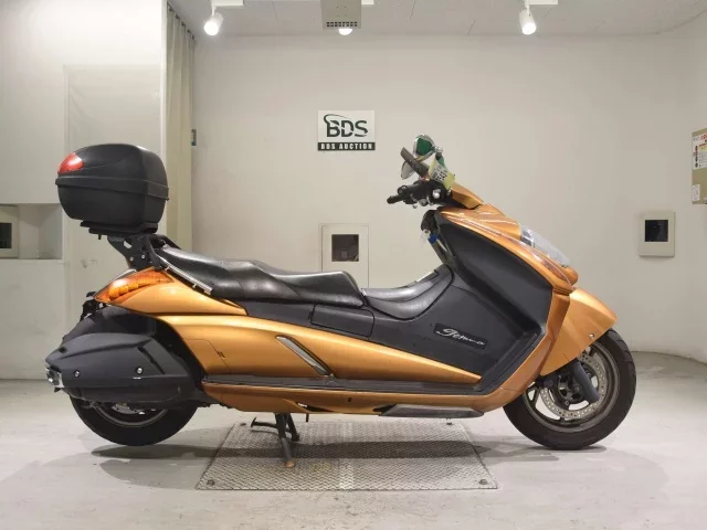 Suzuki GEMMA250 лот № 7543 оценка 4  с аукциона в Японии