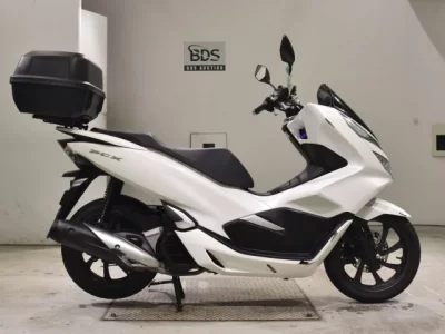 Honda PCX125-3