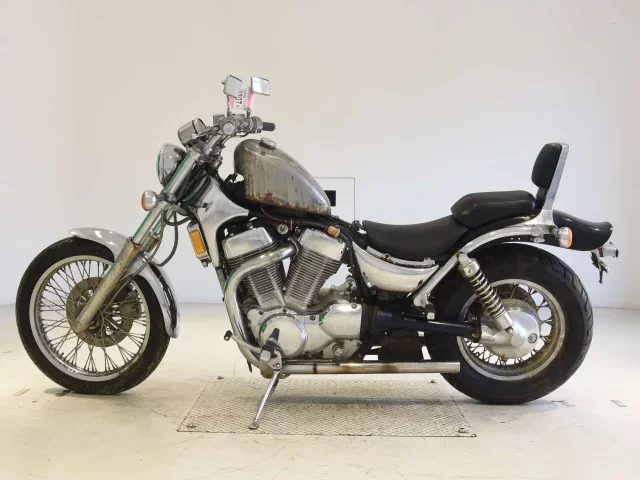Suzuki INTRUDER 1400