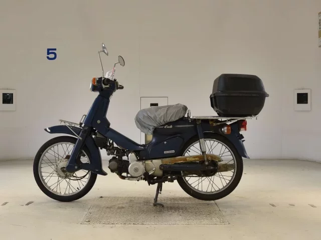 Honda C50-E