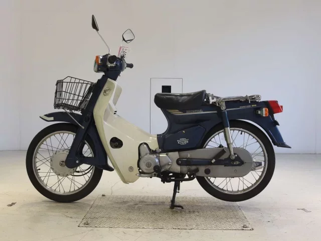 Honda C90