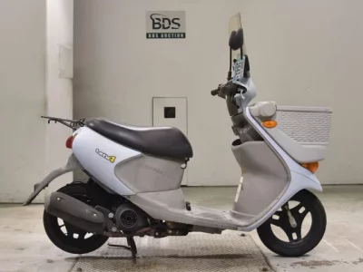 Suzuki LET S4
