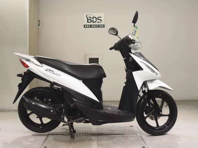 Suzuki ADDRESS110-2