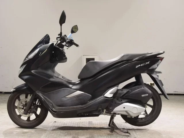 Honda PCX125-3