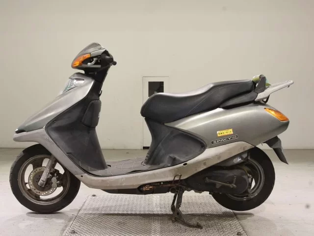 Honda SPACY100