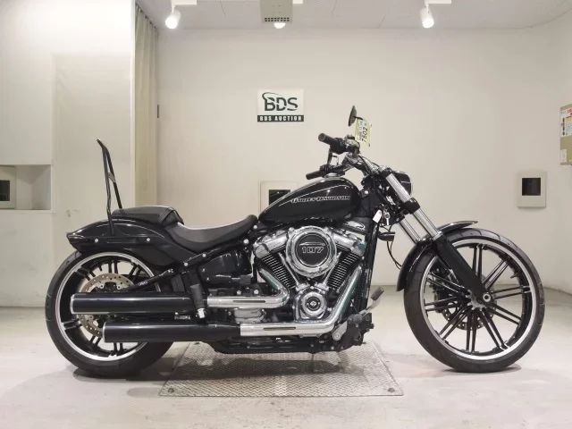 Harley-Davidson HARLEY FXBR1750 лот № 7502 оценка 4  с аукциона в Японии