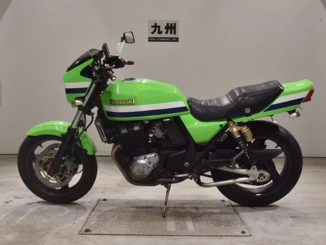 Kawasaki ZRX400