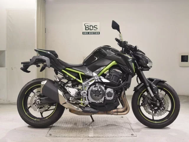 Kawasaki Z900-2 лот № 5213 оценка 5  с аукциона в Японии