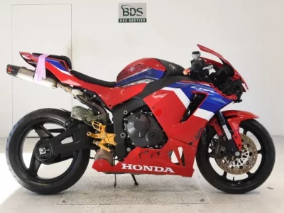 Honda CBR600RR-4 2021