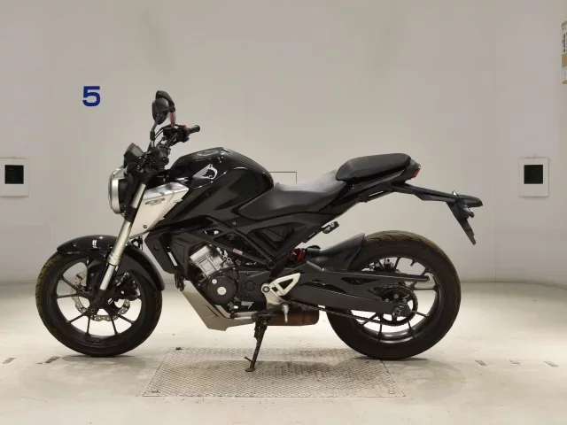 Honda CB125R