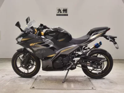 Kawasaki NINJA400-2 лот № 2563 оценка 5  с аукциона в Японии 2