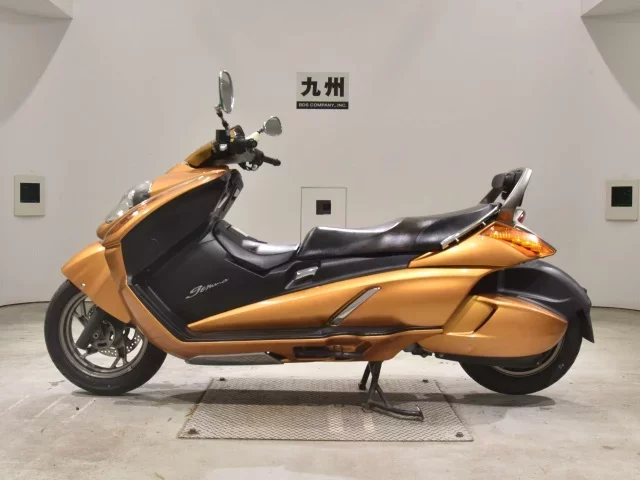 Suzuki GEMMA250