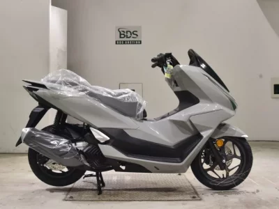 Honda PCX125-4