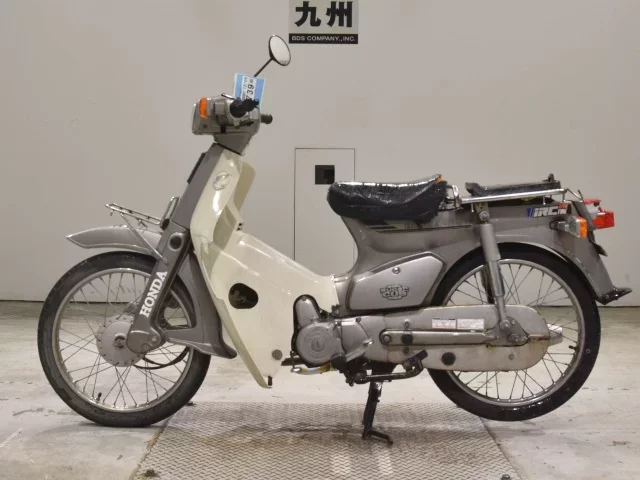 Honda C50-E