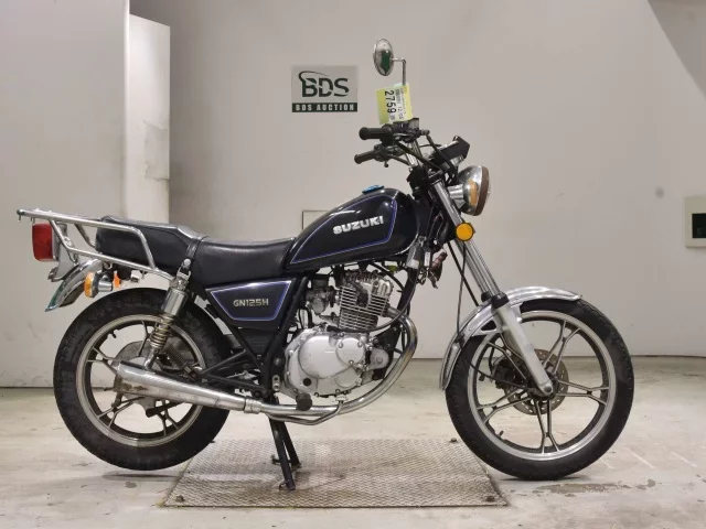 Suzuki GN125H