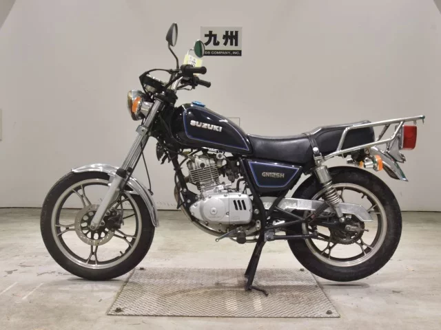 Suzuki GN125H