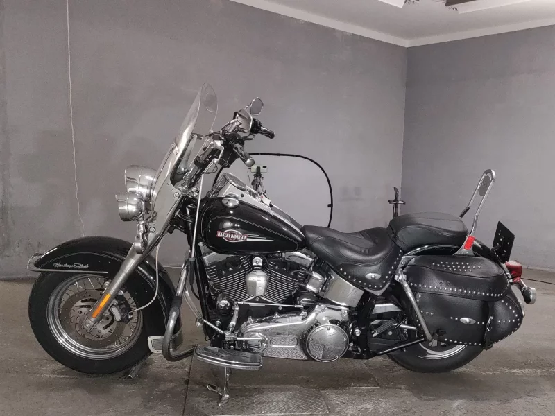 Harley-Davidson HARLEY FLSTC1580