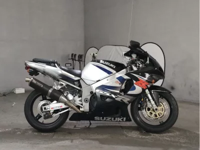 Suzuki GSX-R750