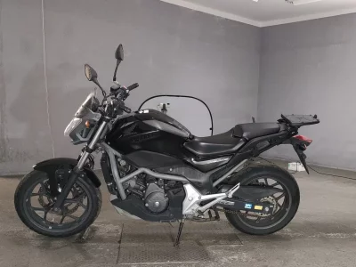 Honda NC700S DCT