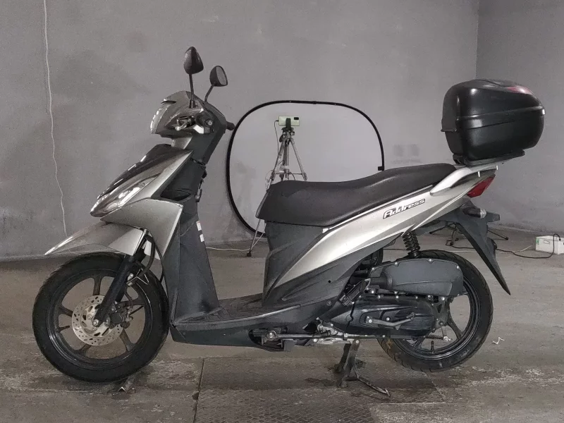 Suzuki ADDRESS V110
