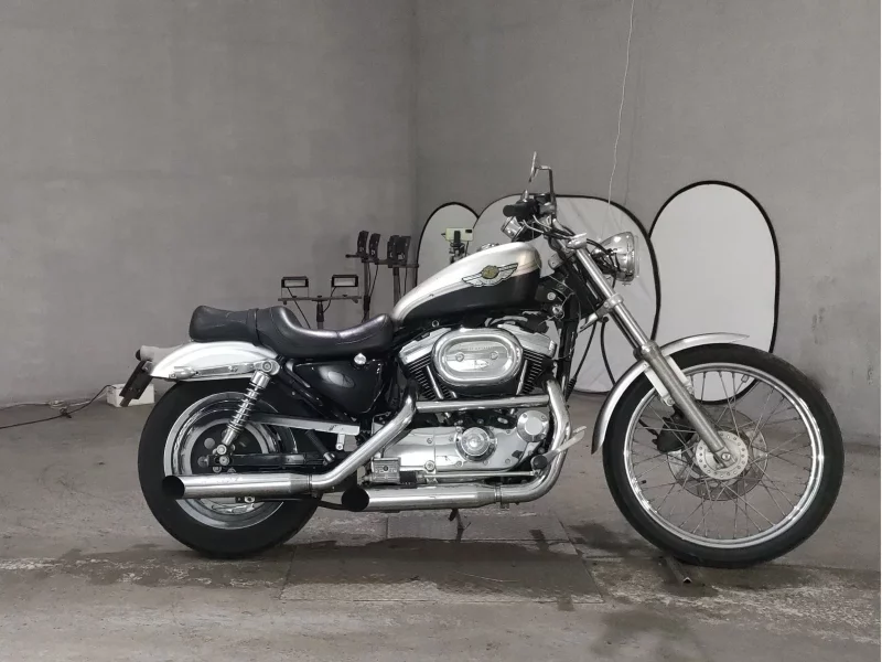 Harley-Davidson HARLEY XL1200C