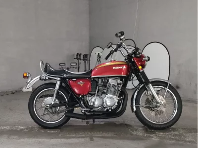 Honda CB750 2021