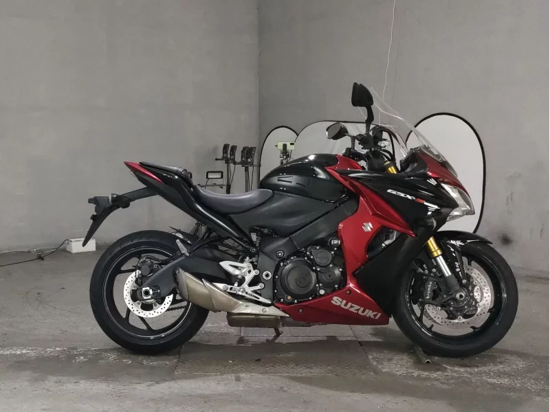 Suzuki GSX-S1000F