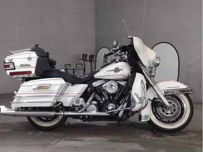 Harley-Davidson HARLEY FLHTCU1340