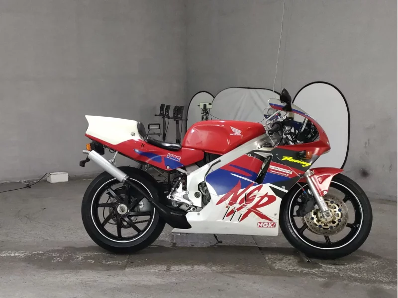 Honda NSR250R-1